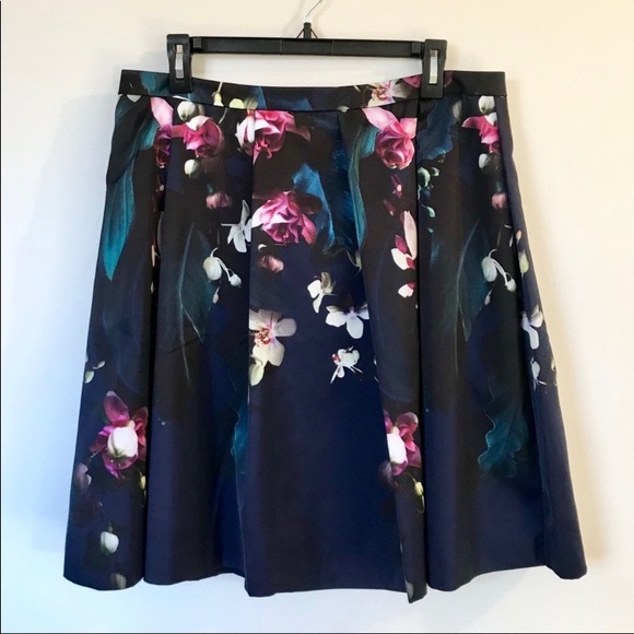 Ted Baker Floral Pleated Skirt - Picture 3 of 8